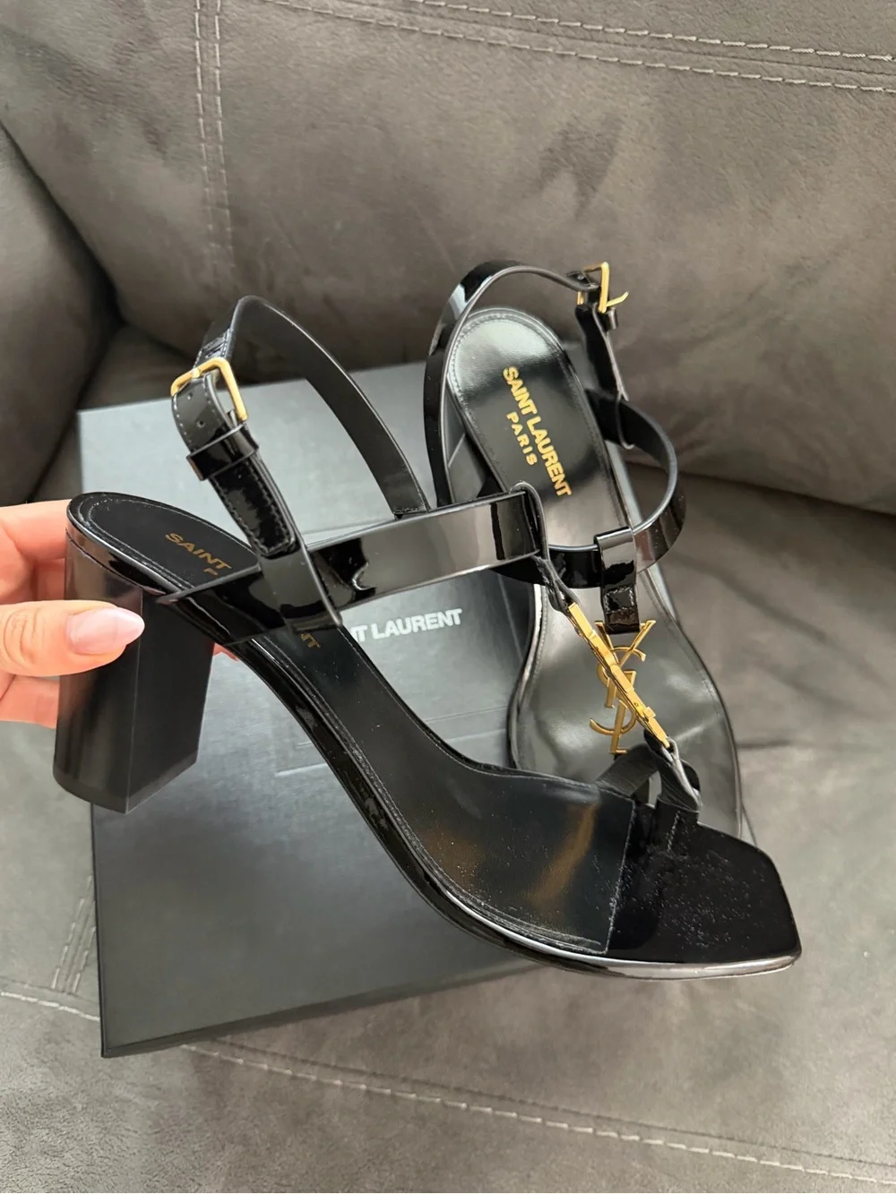 Saint Laurent Black Patent YSL Logo Block Heel Sandals - Picture 2 of 4